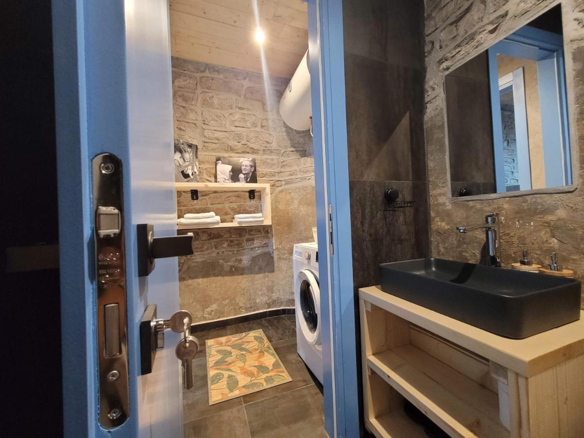 Melodia - Harmony Heaven Apartment Gjirokastër Екстериор снимка