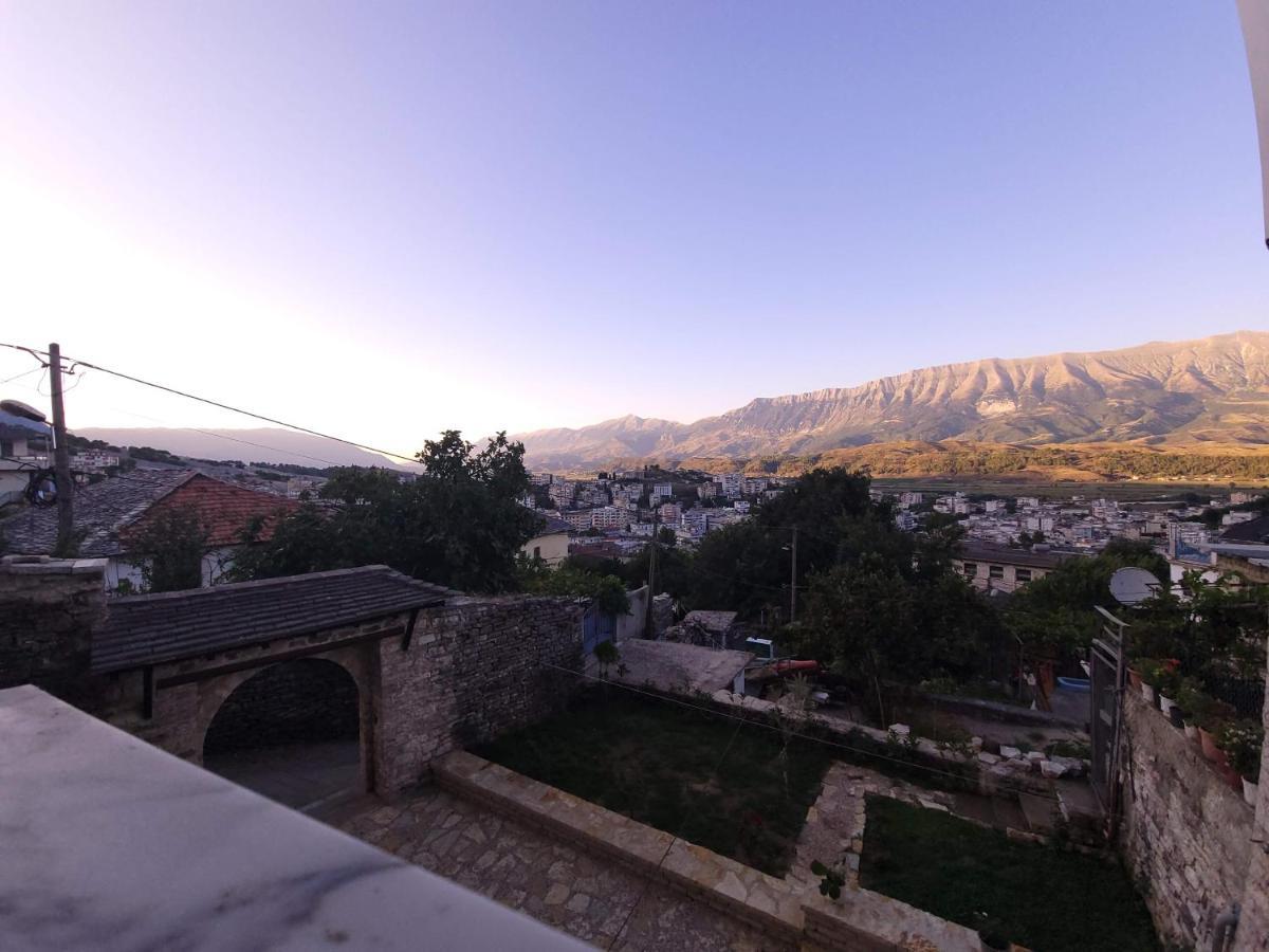 Melodia - Harmony Heaven Apartment Gjirokastër Екстериор снимка